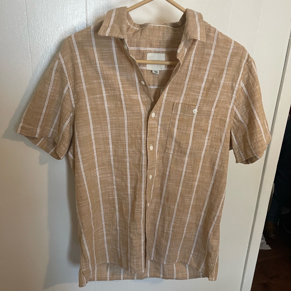 100% Cotten American eagle beachy button up